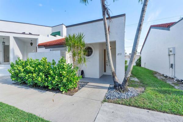 Deer Pointe, 273 NW 36th Ave, Deerfield Beach, Florida 33442, image 1