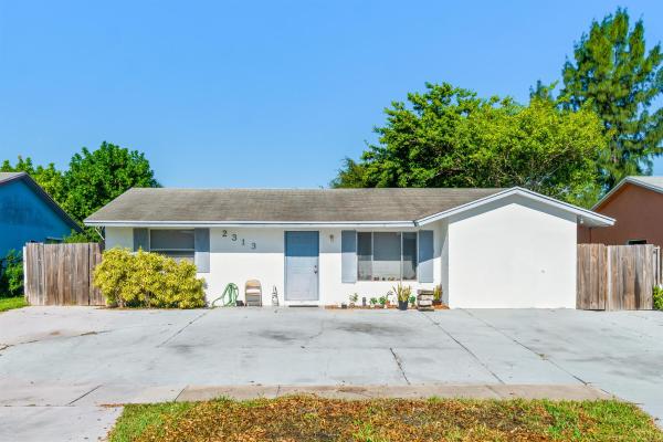 National Village, 2313 Z Ter, Riviera Beach, Florida 33404, image 1