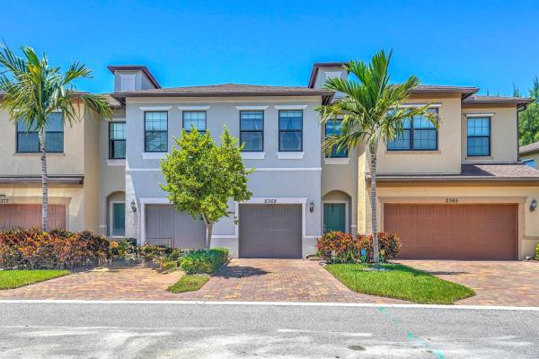Preston Square, 2369 Byron St, Palm Springs, Florida 33406, image 1