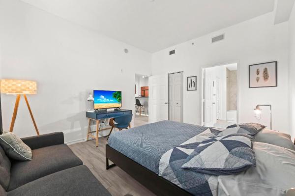 804 E Windward Way #122, Loxahatchee Groves, Florida 33462, image 1