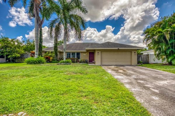 The Willows, 122 Heron Pkwy, Royal Palm Beach, Florida 33411, image 1