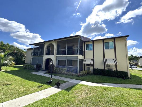 5817 La Pinata Blvd #B-1, Greenacres, Florida 33463, image 1