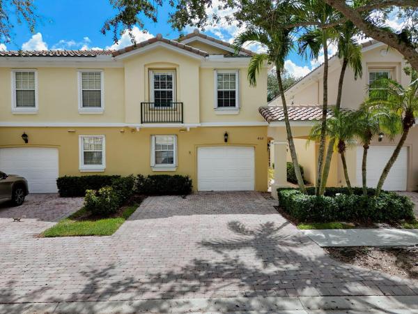 Catalina Lakes, 452 Capistrano Dr, Palm Beach Gardens, Florida 33410, image 1