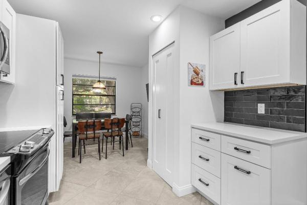 Westgate At Hunters Run, 36 Westgate Ln #36D, Boynton Beach, Florida 33436, image 3