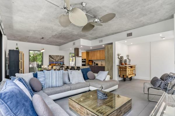 Victoria Park, 925 NE 6th St, Fort Lauderdale, Florida 33304, image 1