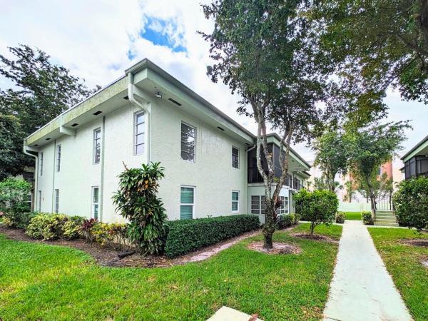 Evergreen, 7515 S Oriole Blvd #203, Delray Beach, Florida 33446, image 1