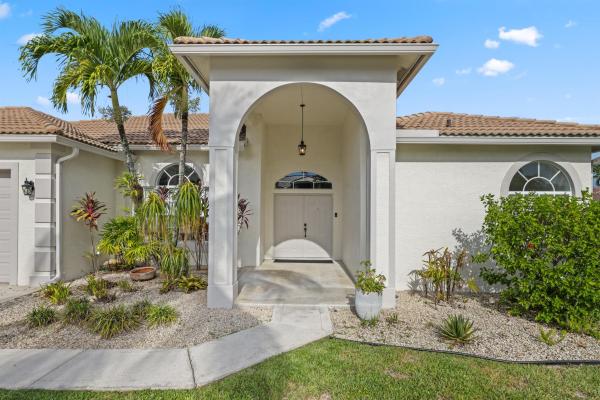 Muirfield Estates At Lacuna, 6408 Rock Creek Dr, Lake Worth Beach, Florida 33467, image 1