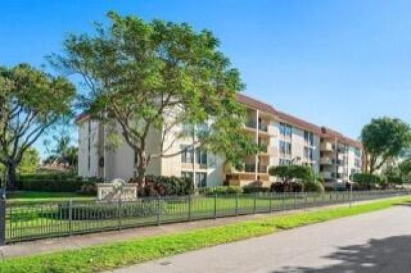 Boca View, 1000 Spanish River Rd #4s, Boca Raton, Florida 33432, image 1