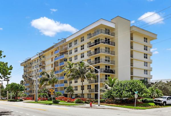Tradewinds Of Pompano, 1009 N Ocean Blvd #313, Pompano Beach, Florida 33062, image 1