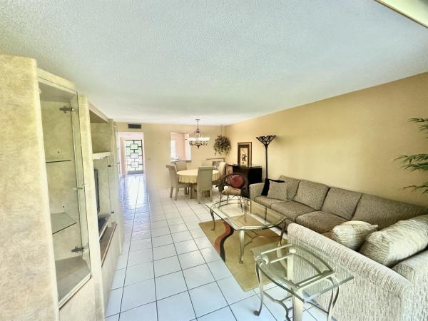 Huntington Lakes 4, 7281 Amberly Ln #308, Delray Beach, Florida 33446, image 1