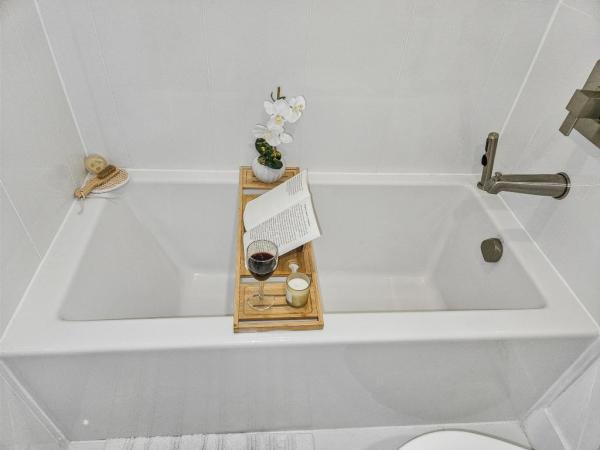 Wellington Arms, 6530 N Ocean Blvd #1080, Ocean Ridge, Florida 33435, image 1