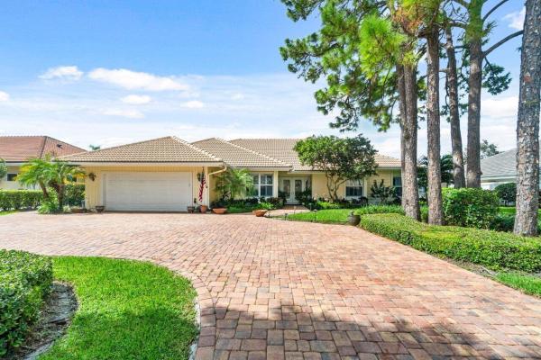 Marlwood Estates, 33 Rabbits Run Run, Palm Beach Gardens, Florida 33418, image 1
