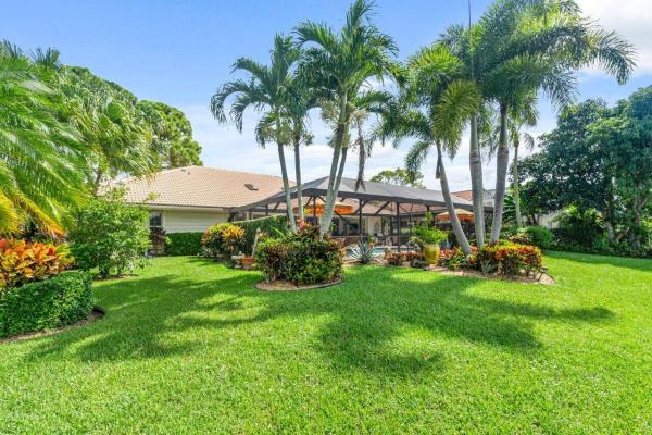 Marlwood Estates, 33 Rabbits Run, Palm Beach Gardens, Florida 33418, image 3