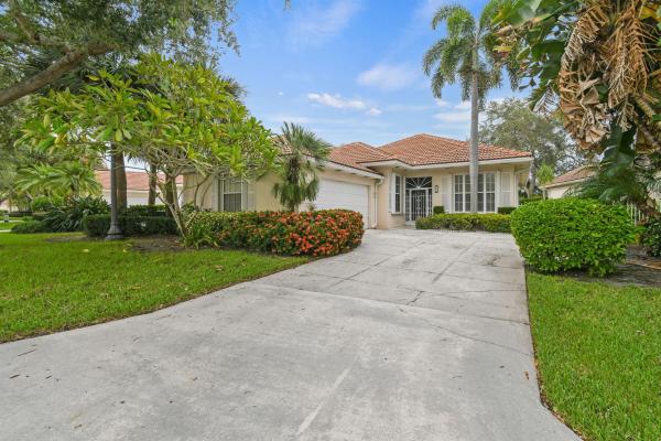 Oaks East, 424 Kelsey Park Dr, Palm Beach Gardens, Florida 33410, image 1