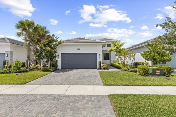 15860 Key Biscayne Ln, The Acreage, Florida 33470, image 1