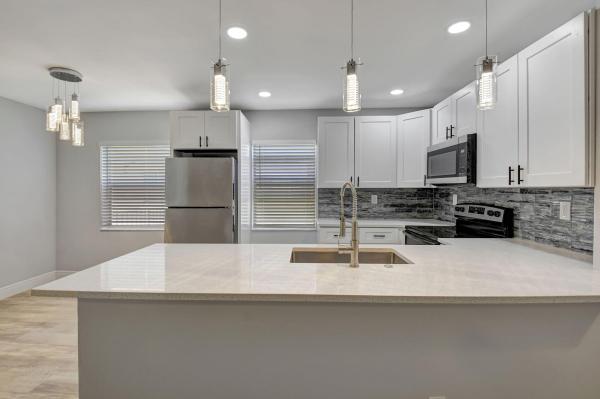 Flanders At Kings Point, 909 S Flanders, Delray Beach, Florida 33484, image 1