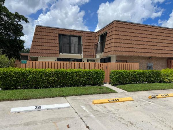 Village Of Sandalwood Lakes North, 239 Charter Way, West Palm Beach, Florida 33407, image 1