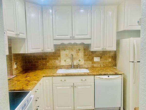 150 Lake Meryldr #247, West Palm Beach, Florida 33411, image 1