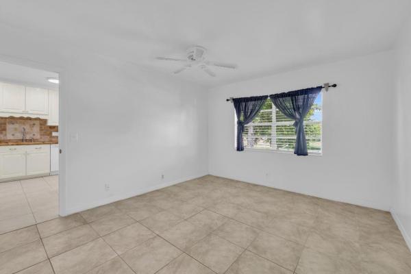 150 Lake Meryldr #247, West Palm Beach, Florida 33411, image 1