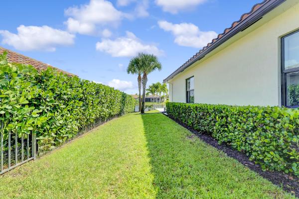 BellaSera, 3128 Streng Ln, Royal Palm Beach, Florida 33411, image 2