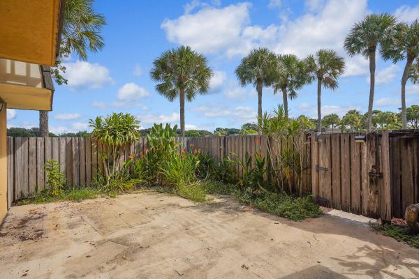 Village Of Sandalwood Lakes, 2435 24th Way, West Palm Beach, Florida 33407, image 1