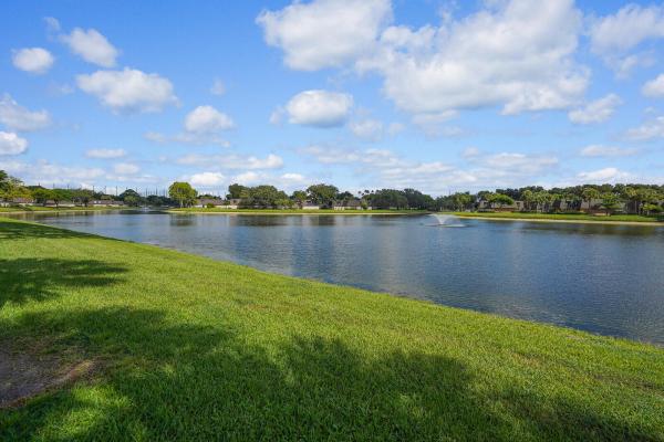 Village Of Sandalwood Lakes, 2435 24th Way, West Palm Beach, Florida 33407, image 2