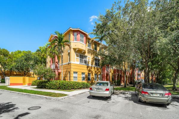 Shoma Townhomes At Royal Palm Beach, 2403 Shoma Dr, Royal Palm Beach, Florida 33414, image 3