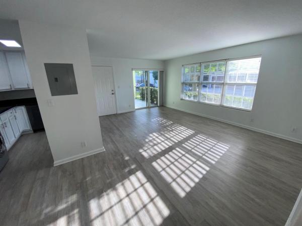 102 N Lakeside Dr #1, Lake Worth Beach, Florida 33460, image 1