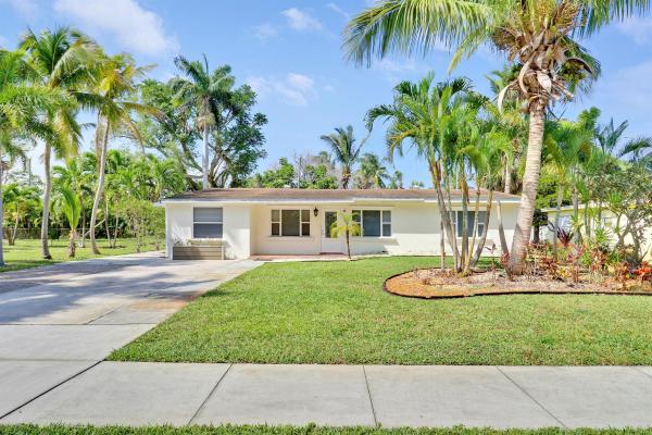 Lake Park Manor, 2601 Conroy Dr, North Palm Beach, Florida 33403, image 1