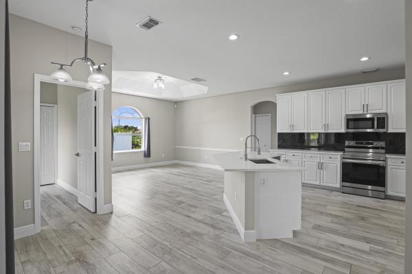 5804 NW North Dooley Cir, Port St. Lucie, Florida 34986, image 1