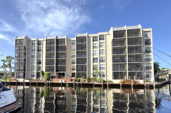 Boca Bayou, 12 Royal Palm Way #2040, Boca Raton, Florida 33432, image 1