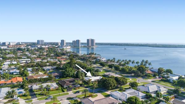 Yacht Club, 107 Cruiser Rd, North Palm Beach, Florida 33408, image 1