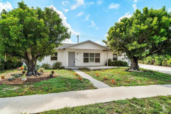 Lantana Heights, 403 S 13th Ct, Lantana, Florida 33462, image 1