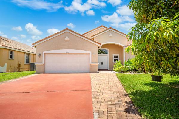 Melrose Verona Lakes, 9424 Lago Dr, Boynton Beach, Florida 33472, image 1