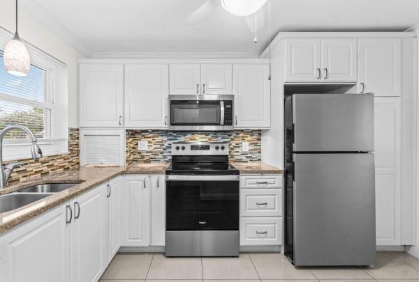 Seagate Of Gulfstream, 2010 S Federal Hwy #I101, Boynton Beach, Florida 33435, image 1
