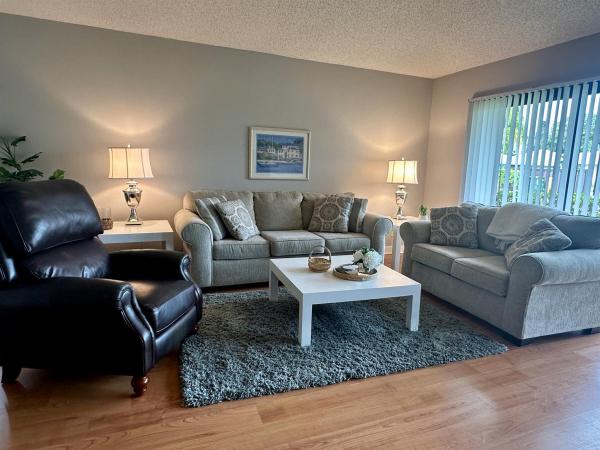 Club Cottages, 305 Club Dr, Palm Beach Gardens, Florida 33418, image 1