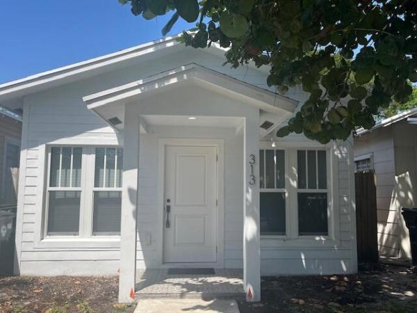 Lake Worth Town, 313 S E St, Lake Worth Beach, Florida 33460, image 1