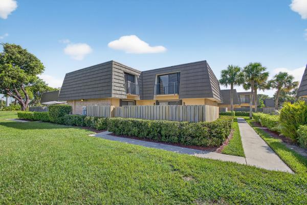 Village Of Sandalwood Lakes, 1622 16th Way #77, West Palm Beach, Florida 33407, image 1