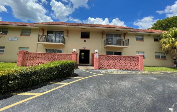Palms Villas & Condos, 11605 NW 29th #7d, Coral Springs, Florida 33065, image 1
