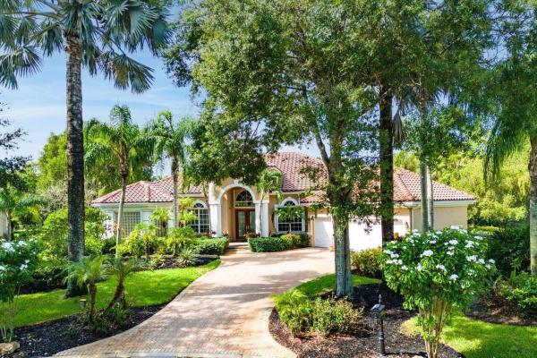 Binks Estates, 911 Forest Glen Ln, Wellington, Florida 33414, image 1