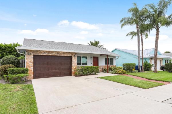 Wandering Trail At Indian Creek, 149 Wandering Trl, Jupiter, Florida 33458, image 1