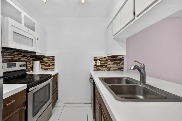 2089 E Bond Dr, West Palm Beach, Florida 33415, image 1