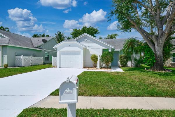 Lakeshore At The Meadows, 44 Misty Meadow Dr, Boynton Beach, Florida 33436, image 1