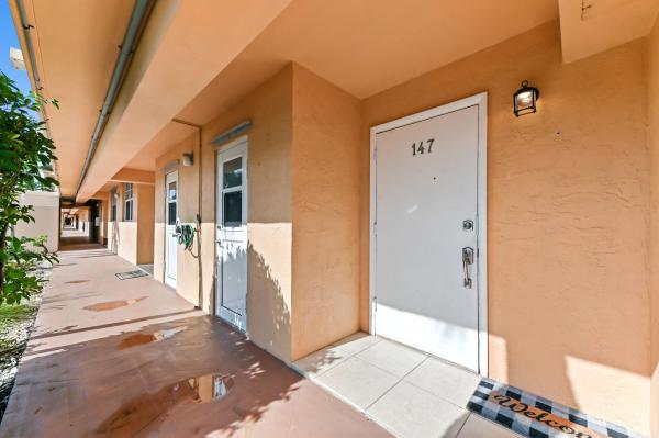 Lighthouse Point Plaza, 4500 N Federal Hwy #147F, Lighthouse Point, Florida 33064, image 1