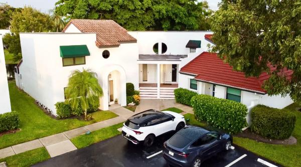 Deer Pointe, 391 NW 36th Ave, Deerfield Beach, Florida 33442, image 1