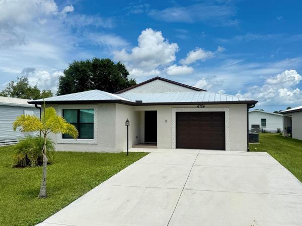 Spanish Lakes Fairways, 6724 Lila Ct, Fort Pierce, Florida 34951, image 1