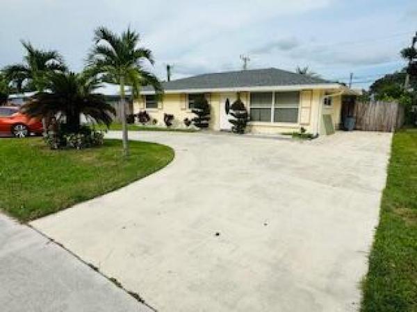Palm Beach Square, 9482 N Military Trl, Palm Beach Gardens, Florida 33410, image 1