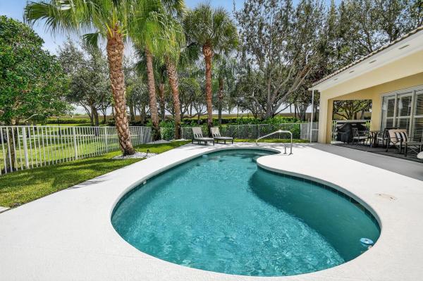VillageWalk Of Wellington, 8015 Laborie Ln, Wellington, Florida 33414, image 1