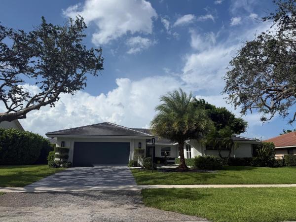 Delaire Country Club, 4398 White Cedar Ln, Delray Beach, Florida 33445, image 1