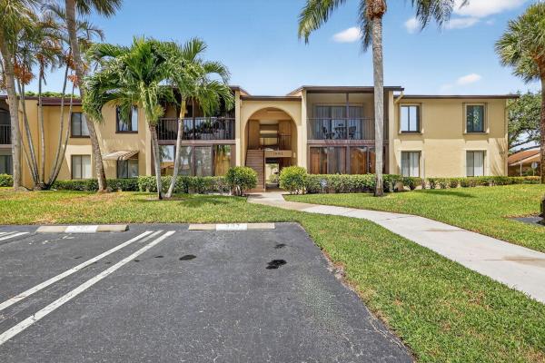 Pine Ridge North 2, 610 Sea Pine Way #E2, Greenacres, Florida 33415, image 1